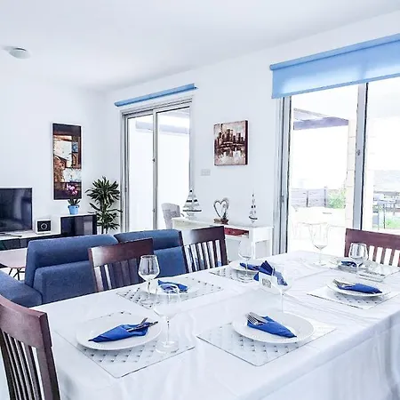 3 Bedroom Seaview Villa Direct In Coral Bay With Pool Exterior photo