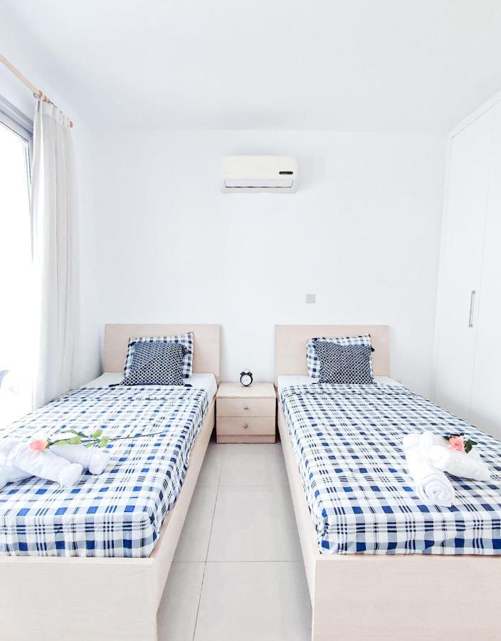 Villa 3 Bedroom Seaview Direct In With Pool Coral Bay